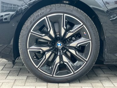 2025 BMW I7 照片 9