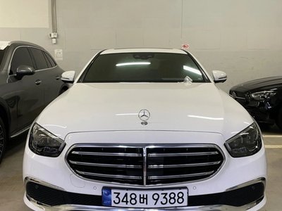 MERCEDES-BENZ E-CLASS - 2