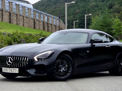 MERCEDES-BENZ GT AMG