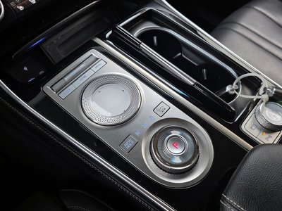 GENESIS GV80 - 10