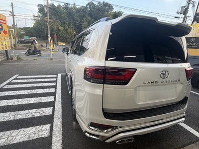 صورة مصغرة 11 لـ 2023 Toyota LAND CRUISER 300