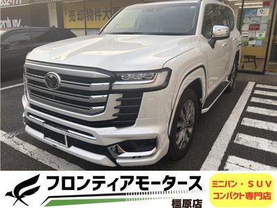 صورة 1 لـ 2023 Toyota LAND CRUISER 300