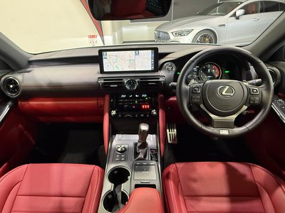 LEXUS IS - 7