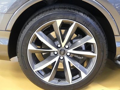 AUDI Q7 - 6