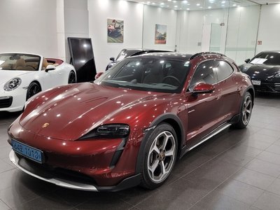 2021 Porsche TAYCAN thumbnail 19