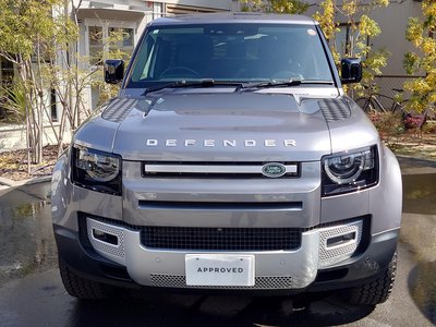 LAND ROVER DEFENDER - 7