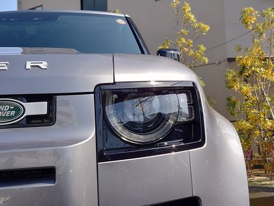 LAND ROVER DEFENDER - 9