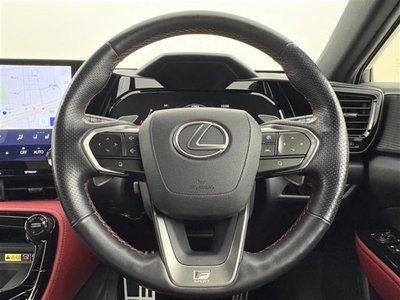 صورة مصغرة 24 لـ 2021 Lexus NX