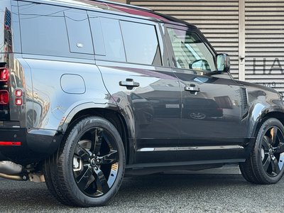 LAND ROVER DEFENDER - 6