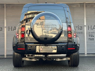 LAND ROVER DEFENDER - 7