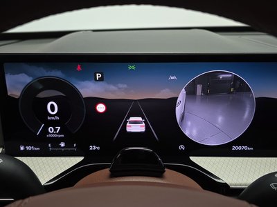 GENESIS GV80 - 8