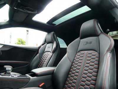 2021 AUDI RS5 — миниатюра 12