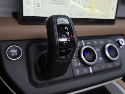 2025 LAND Rover DEFENDER 缩略图 13