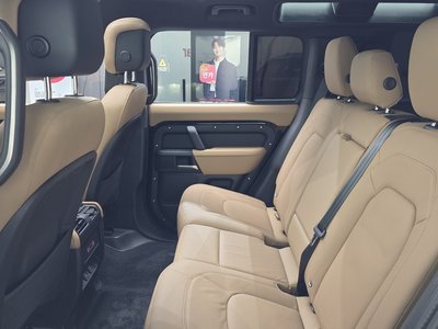 2025 LAND Rover DEFENDER 照片 4
