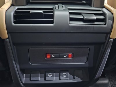 2025 LAND Rover DEFENDER 缩略图 18