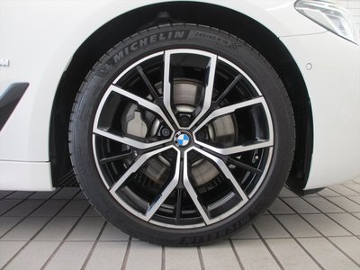 2024 BMW 5 SERIES TOURING — миниатюра 14