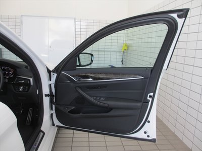 2024 BMW 5 SERIES TOURING — миниатюра 22