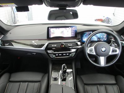 2024 BMW 5 SERIES TOURING — миниатюра 29
