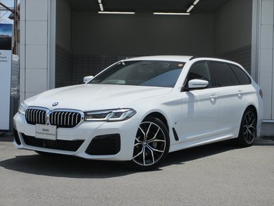 2024 BMW 5 SERIES TOURING — фото 1