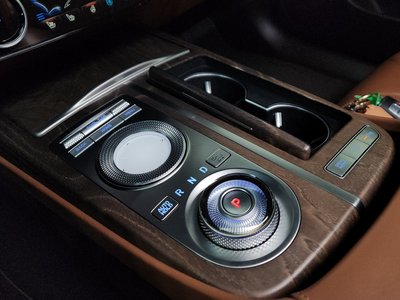 GENESIS G80 (RG3) - 9