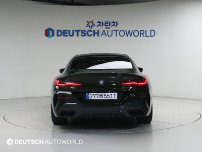 2025 BMW 8 SERIES 照片 3