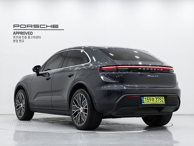 2025 Porsche MACAN 照片 4
