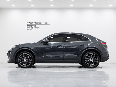 2025 Porsche MACAN 照片 7