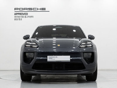 2025 Porsche MACAN 照片 2