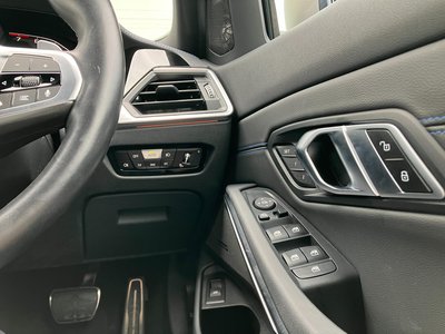 صورة مصغرة 25 لـ 2021 BMW 3 SERIES