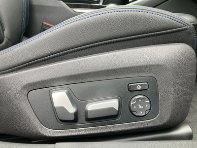 صورة مصغرة 30 لـ 2021 BMW 3 SERIES
