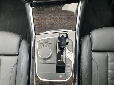 صورة مصغرة 22 لـ 2021 BMW 3 SERIES