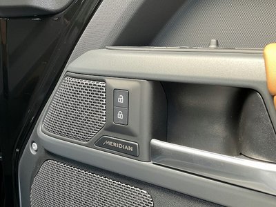 2023 LAND Rover DEFENDER 缩略图 32