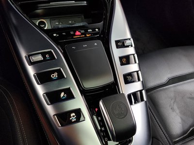 MERCEDES-BENZ GT AMG - 9