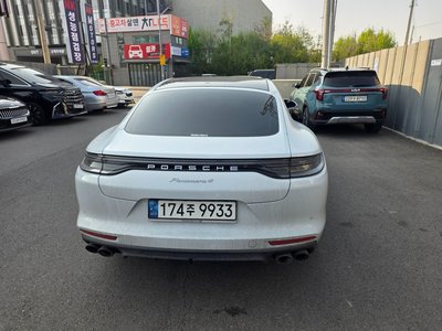 PORSCHE PANAMERA - 2