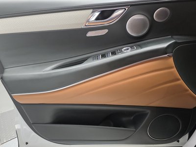 2024 Genesis GV80 — миниатюра 14