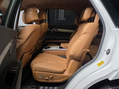 2024 Genesis GV80 — миниатюра 18