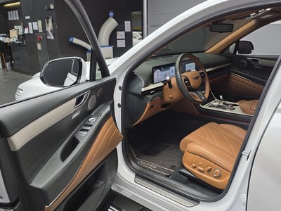 2024 Genesis GV80 — миниатюра 13