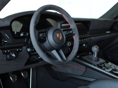 PORSCHE 911 - 6