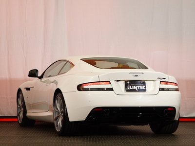 ASTON MARTIN DB9 - 8