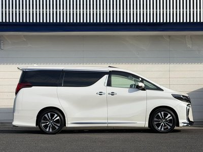 صورة 10 لـ 2022 Toyota ALPHARD