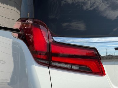 2022 Toyota ALPHARD — миниатюра 28