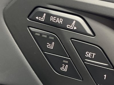 2022 BMW X7 缩略图 75