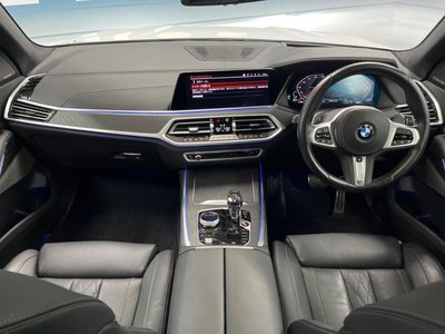 2022 BMW X7 照片 2