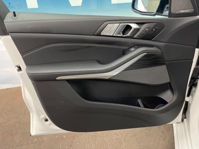 2022 BMW X7 缩略图 32