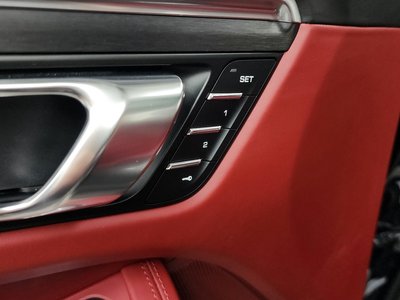 صورة مصغرة 23 لـ 2022 Porsche MACAN