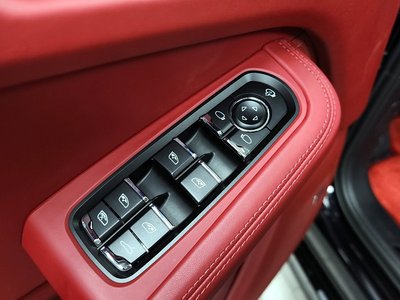 صورة مصغرة 31 لـ 2022 Porsche MACAN