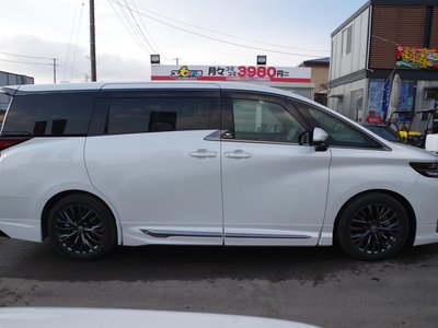 TOYOTA VELLFIRE - 4