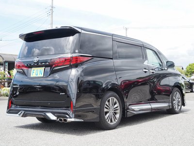 TOYOTA ALPHARD - 5