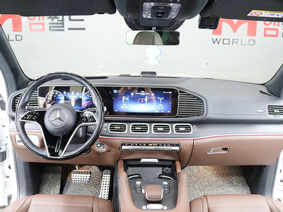 2024 Mercedes-BENZ GLS — миниатюра 13