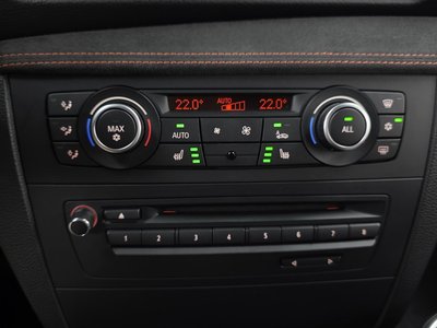 2011 BMW 1M 缩略图 18